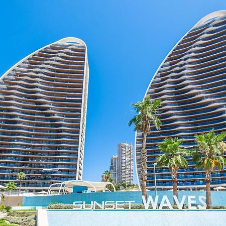 Sunset Waves Deluxe Apartments Poniente Beach Resort Benidorm Exteriér fotografie