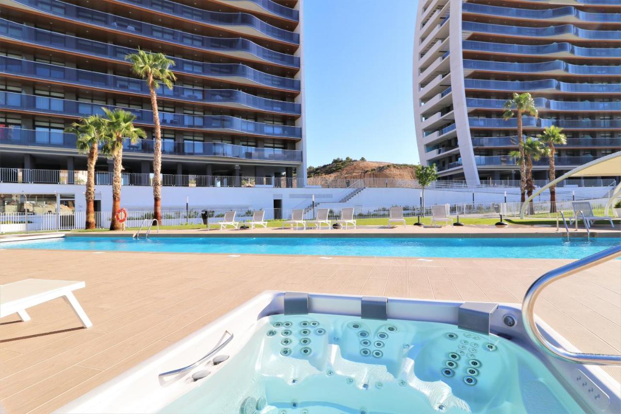 Sunset Waves Deluxe Apartments Poniente Beach Resort Benidorm Exteriér fotografie