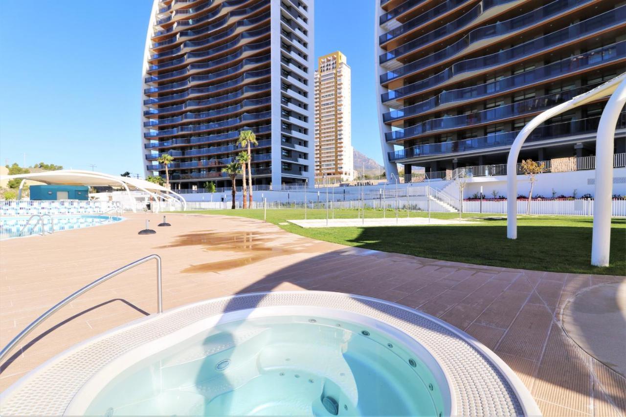 Sunset Waves Deluxe Apartments Poniente Beach Resort Benidorm Exteriér fotografie